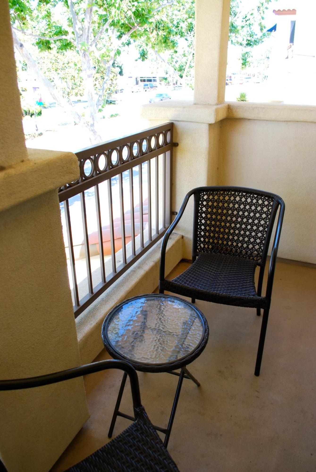 Bella Capri Inn And Suites Camarillo Habitación foto